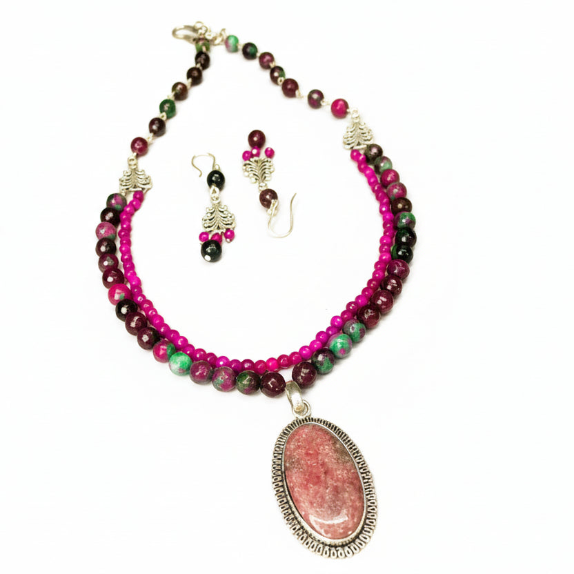 Artistic Jade Quartz Gemstone Necklace Set