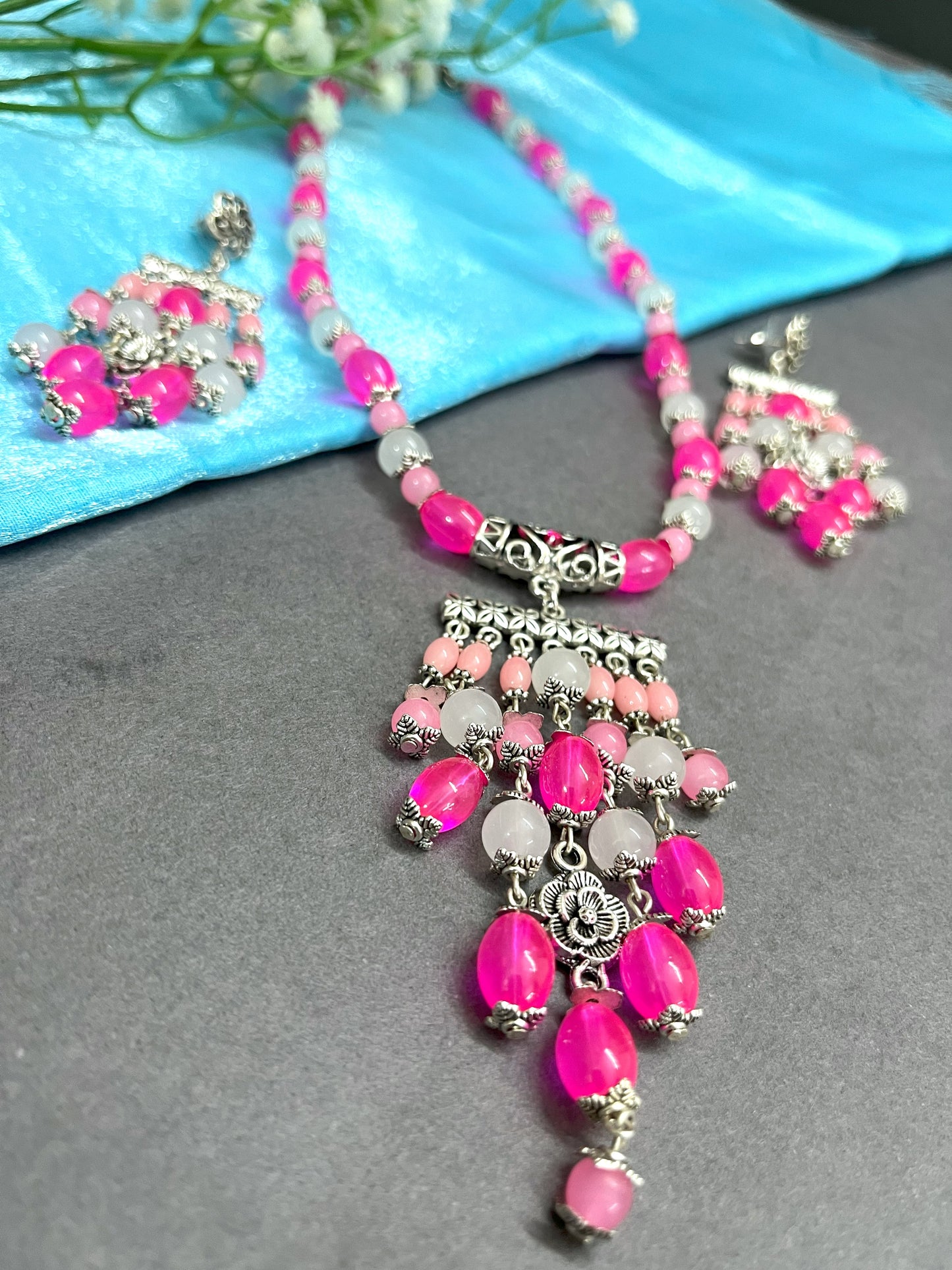 Pastel Pink Pendant Necklace Set