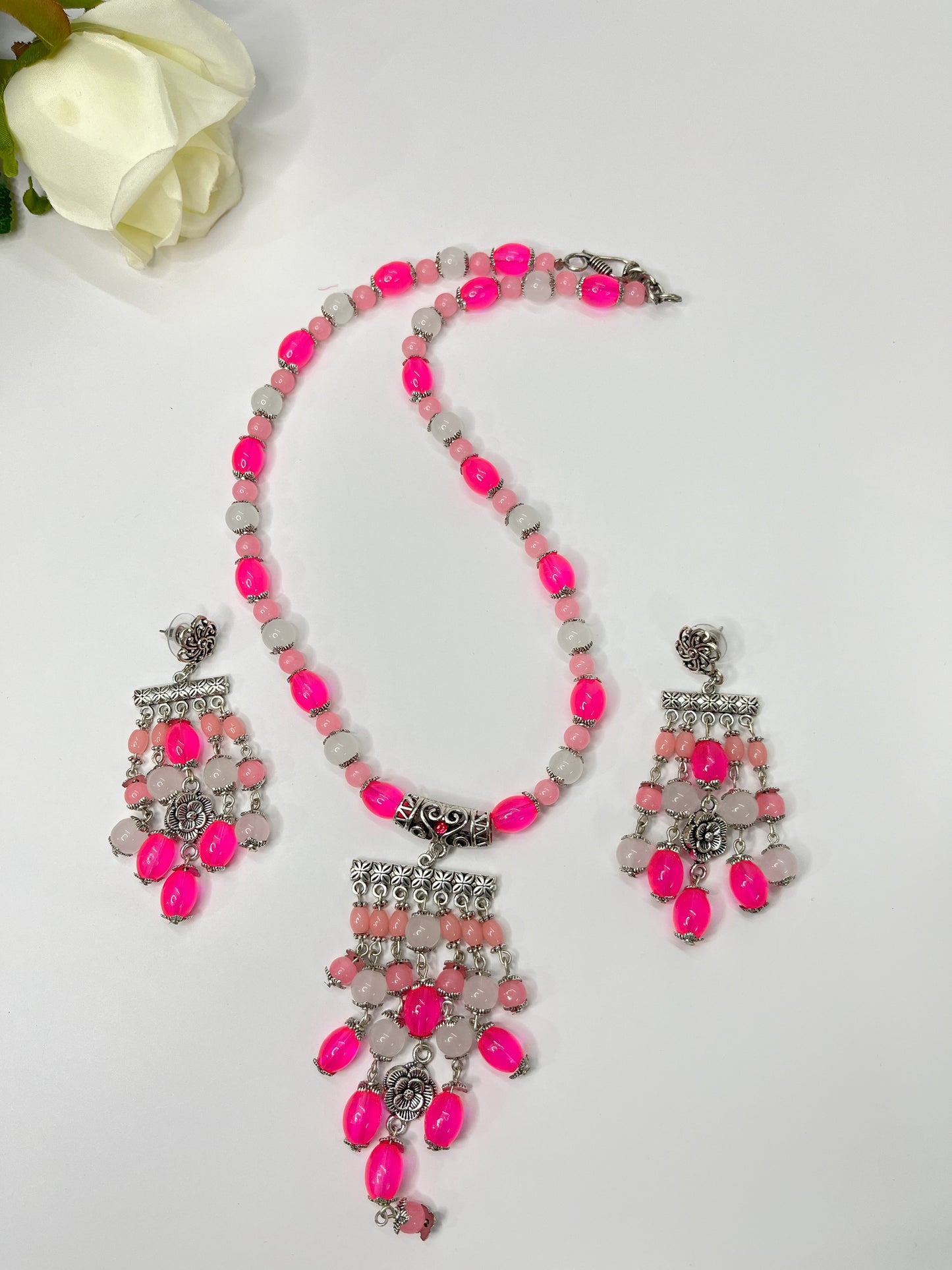 Pastel Pink Pendant Necklace Set
