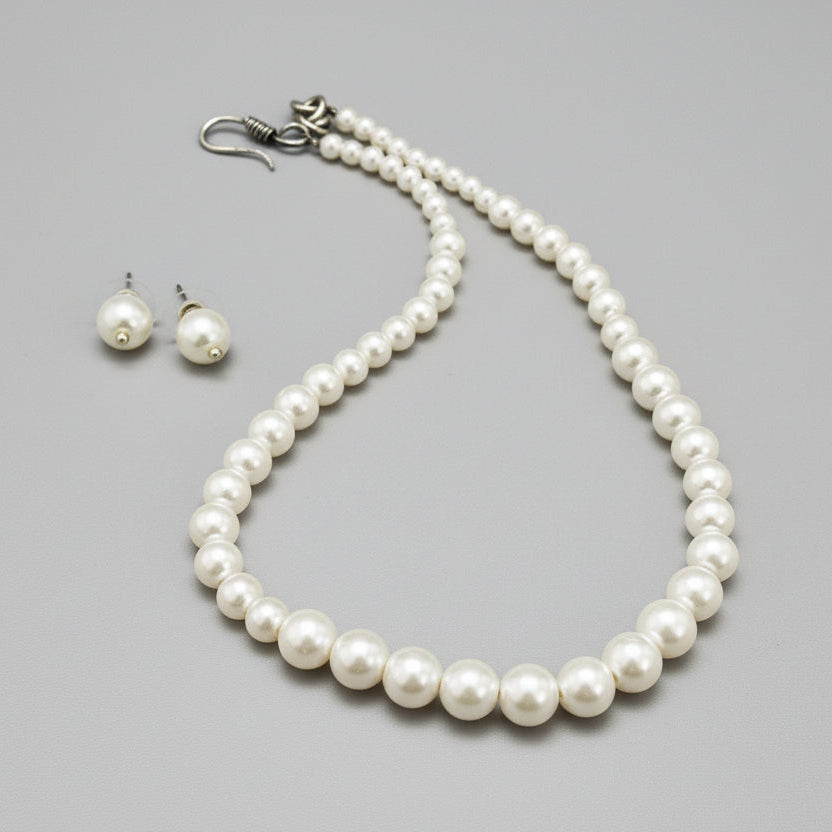 Graduated Pearl Classic Necklace Set