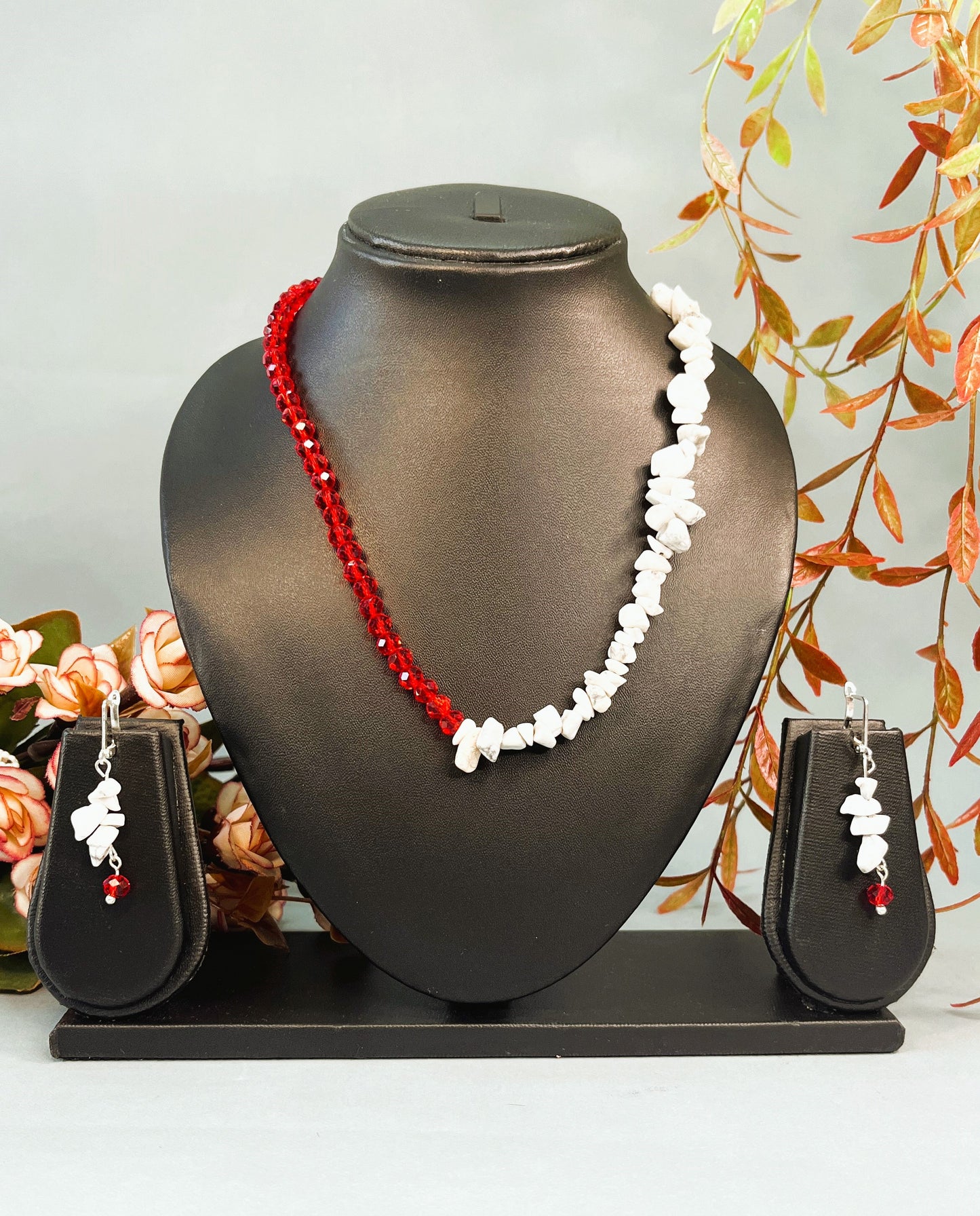 Red & White Reversible Necklace Set