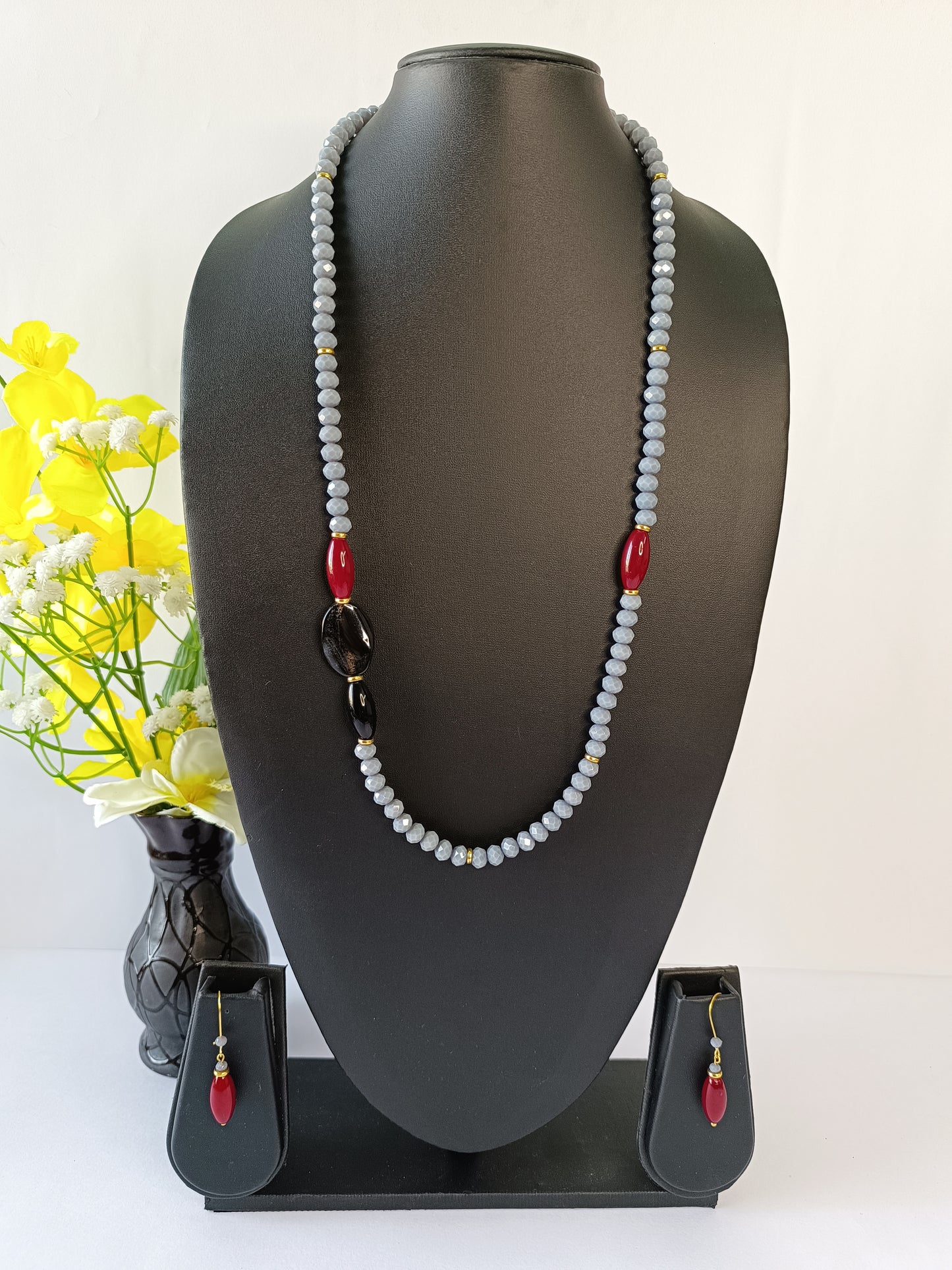 Sophisticated Gray Necklace Set