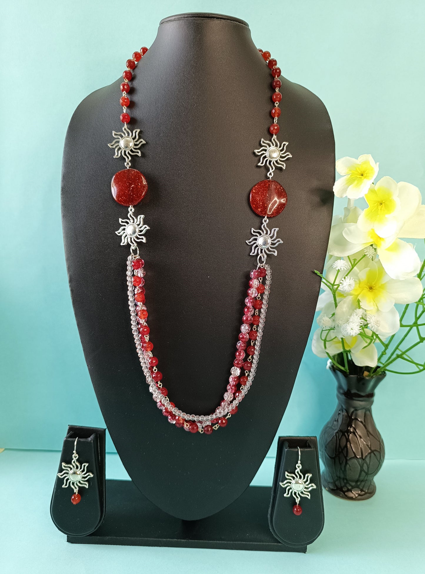 Maroon Sun Charm Necklace Set
