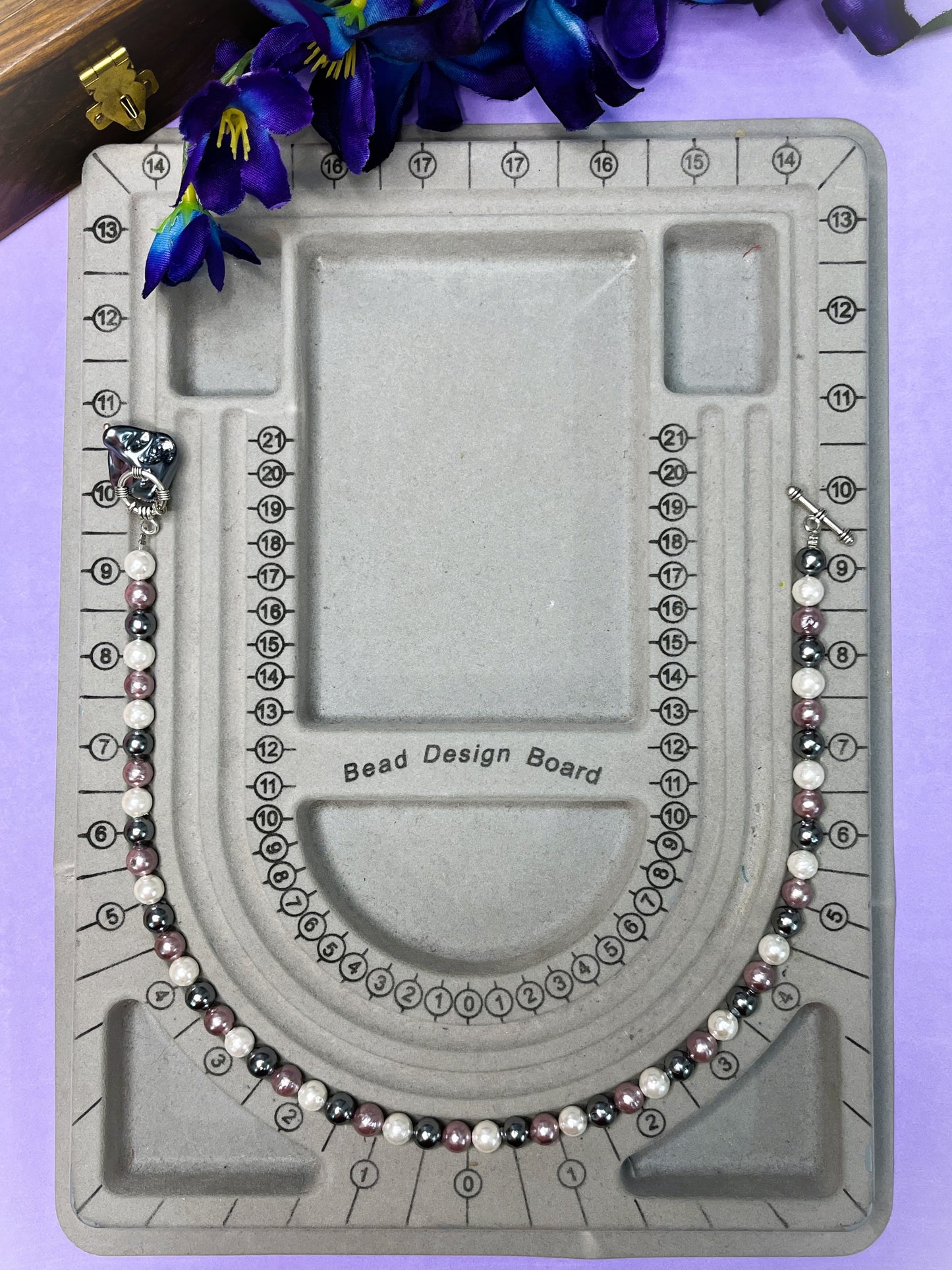 Pearl Noir Elegance Necklace Set