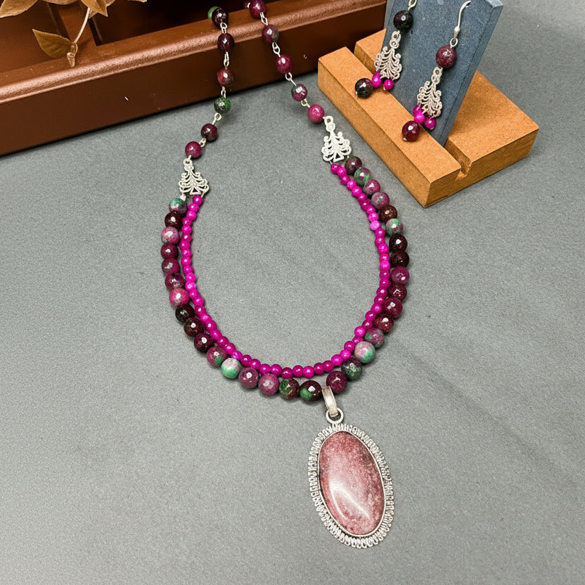 Artistic Jade Quartz Gemstone Necklace Set